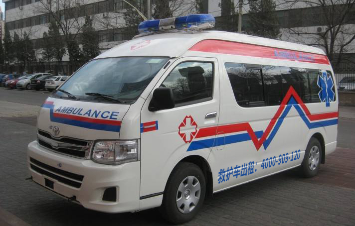 护送救护车出租急救中心如何选？看这几点核心要素
