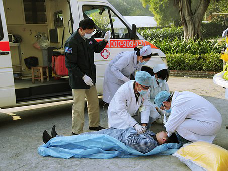 从车辆到服务：静海区长途救护车租用公司详细采用指引